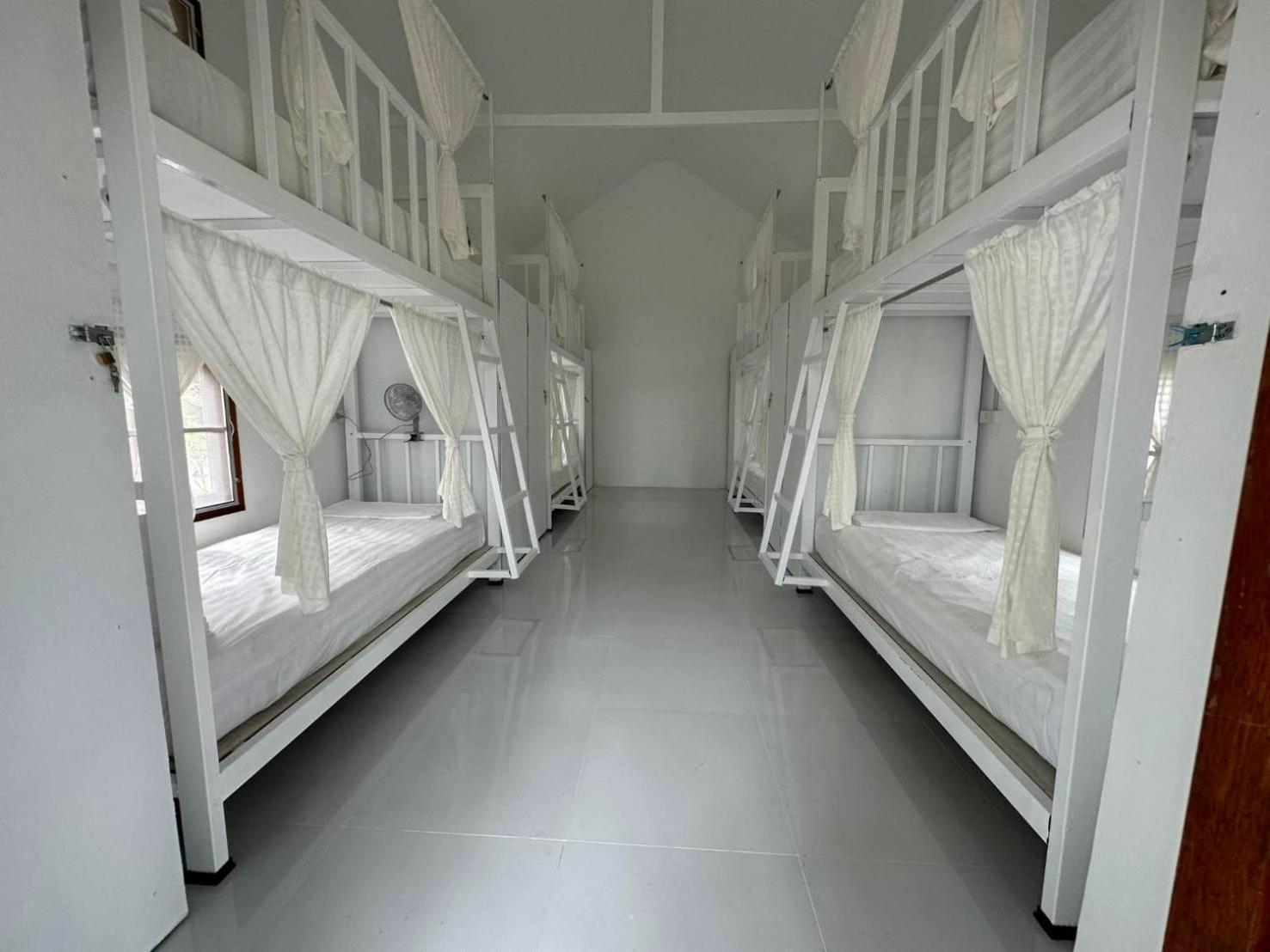Rabbit Bungalow Koh Phayam Extérieur photo