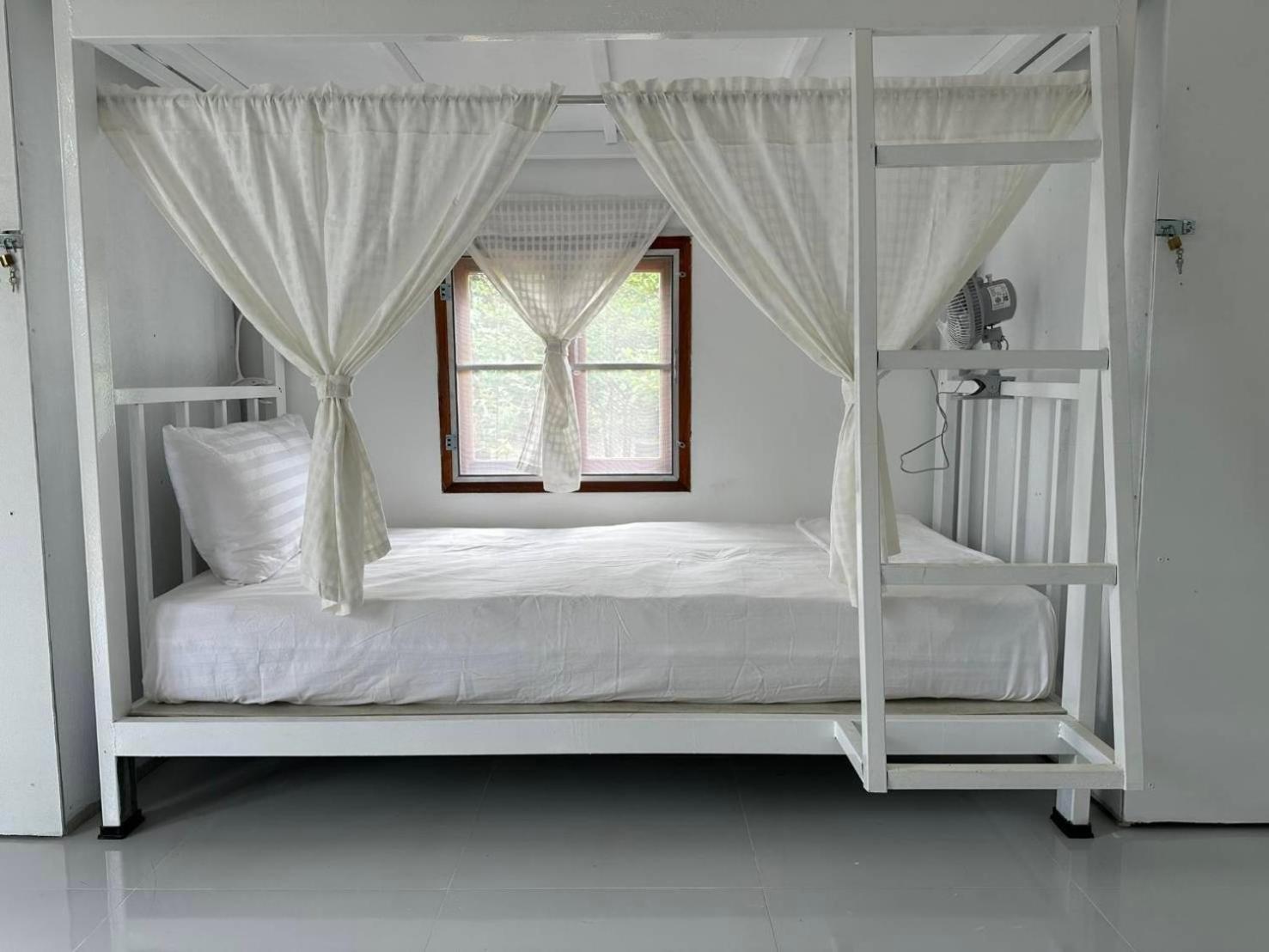 Rabbit Bungalow Koh Phayam Extérieur photo