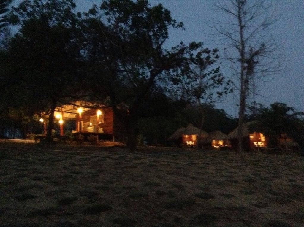 Rabbit Bungalow Koh Phayam Extérieur photo
