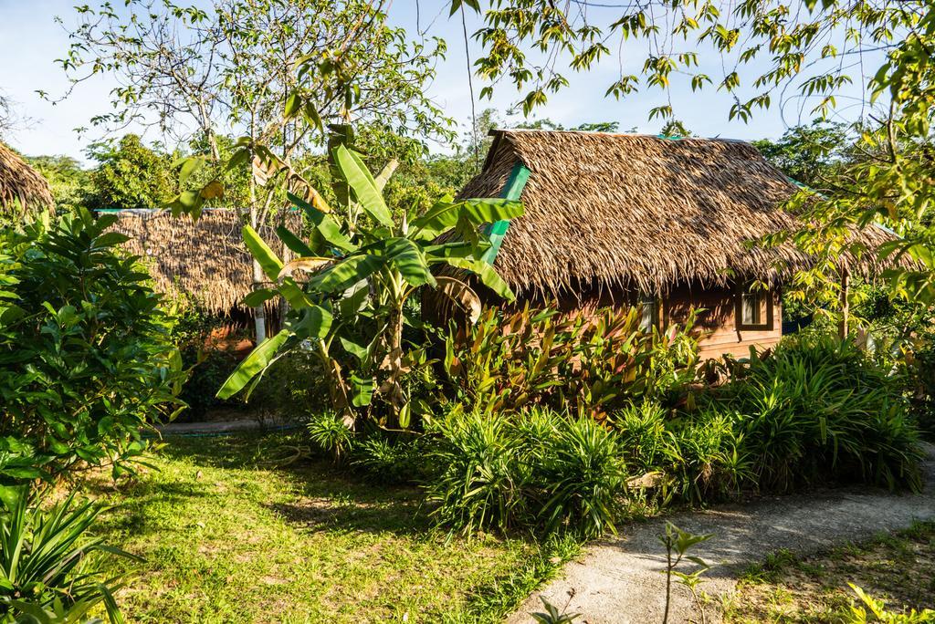 Rabbit Bungalow Koh Phayam Extérieur photo